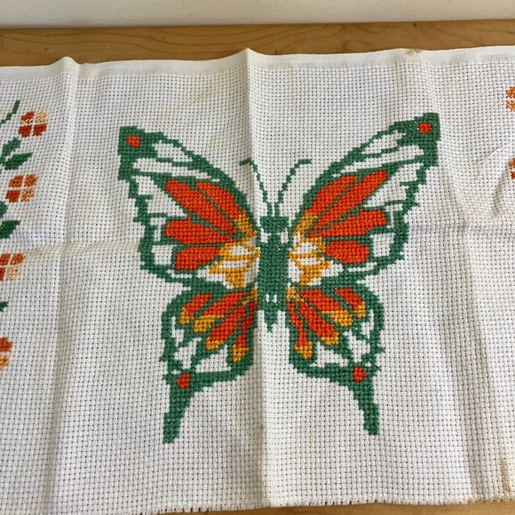 Butterfly Floral Completed Cross Stitch Hand Embroidered Fabric 10x17" - Picture 2 of 4